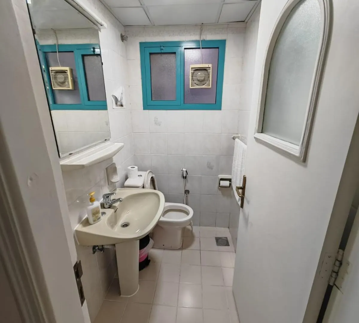 5 Couples Must Present Marriage Certificate Upon Check-In Apartment Abu Dhabi Homestay
